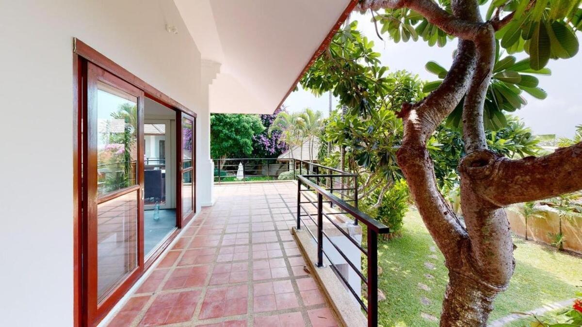 Villa Louise Koh Samui Beach, 3 Bedrooms, 6 Guests, Pool And Garden